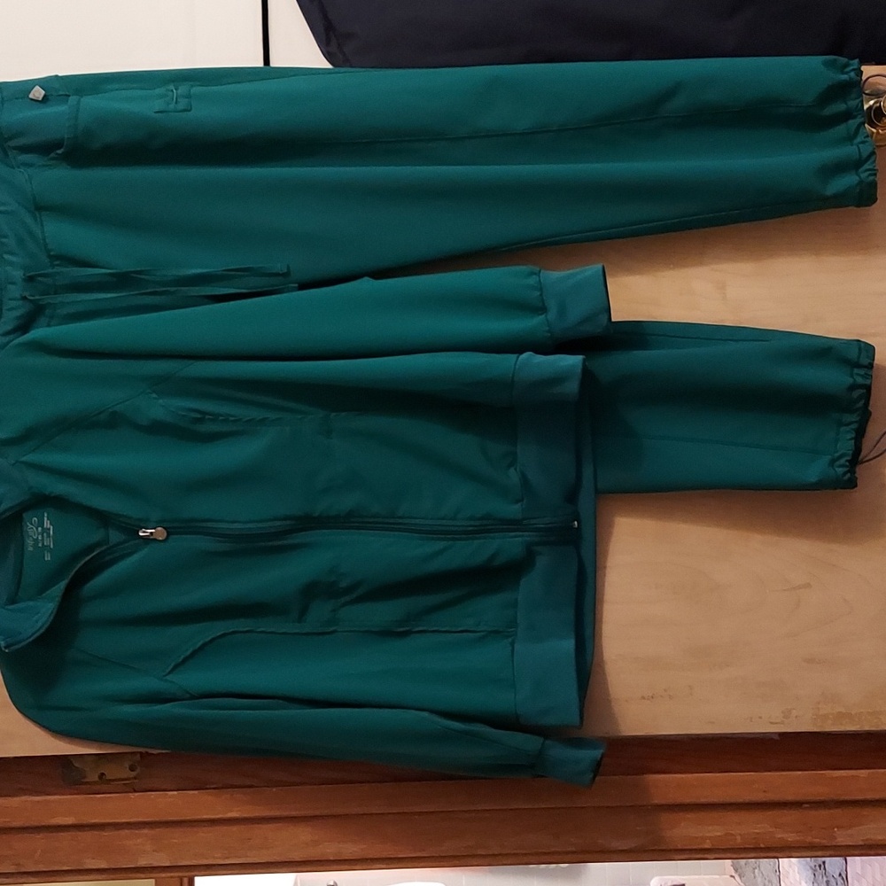 Cherokee infinity jacket and Pant set.